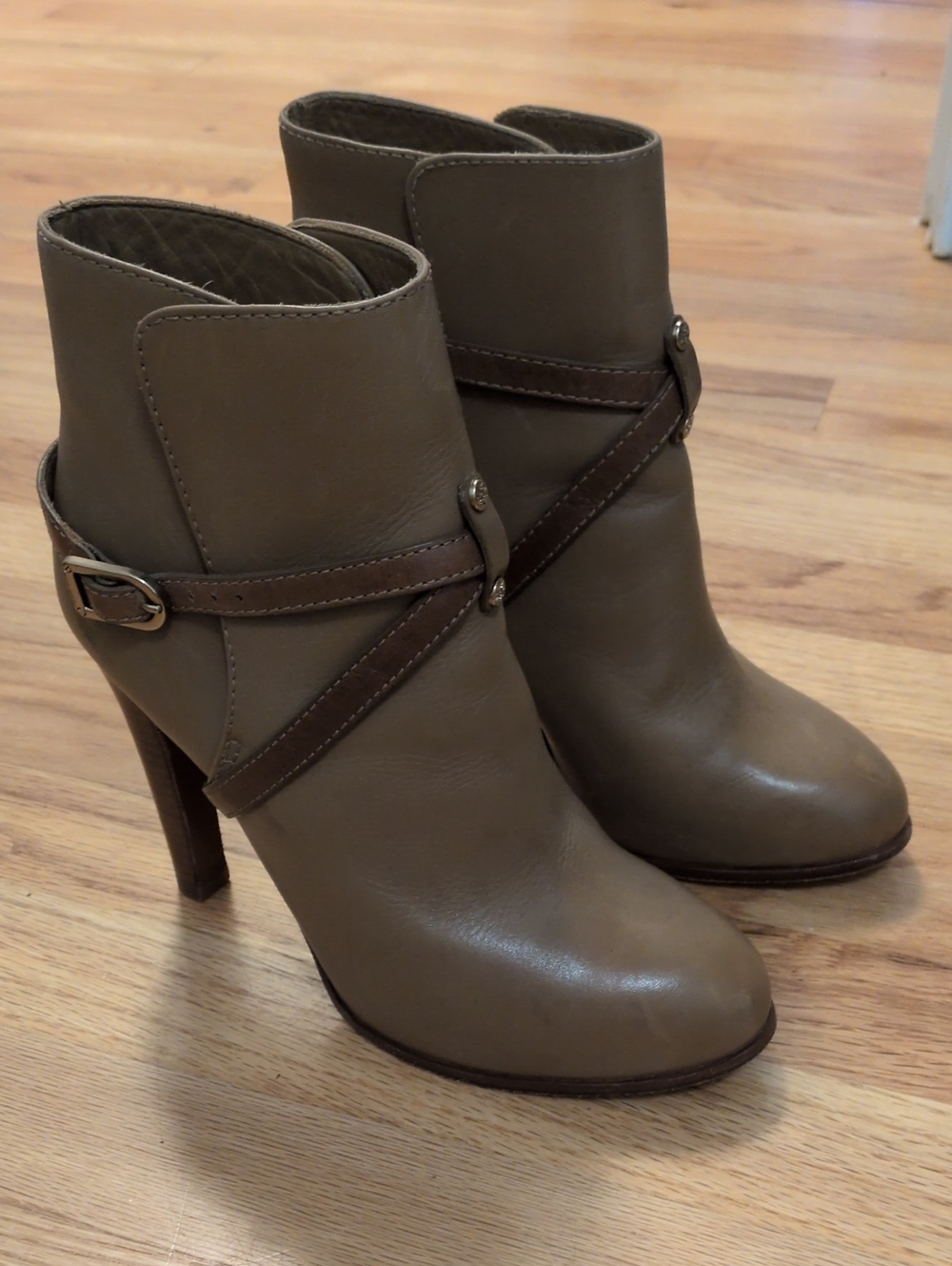 Tory Burch Dorese Ankle Boots